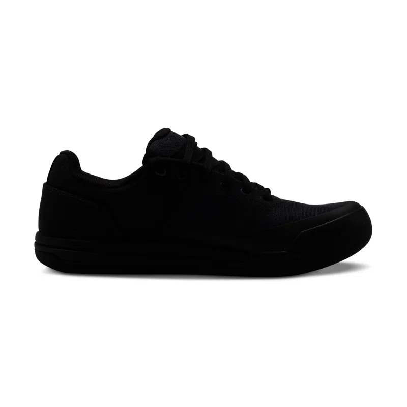 Fox Union Canvas Shoes in Black-4