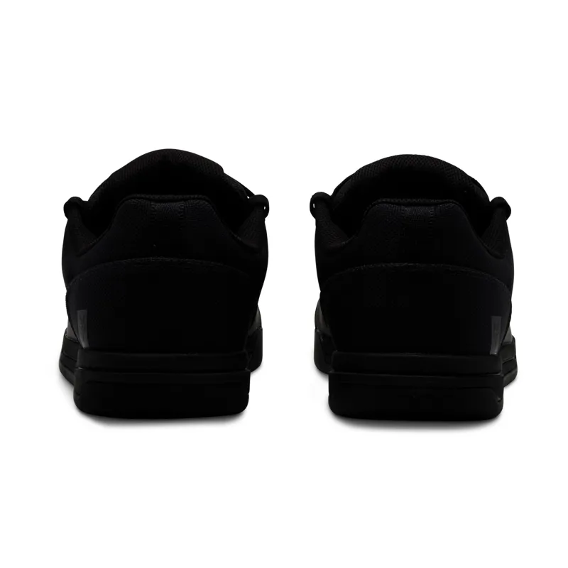 Fox Union Canvas Shoes in Black-5