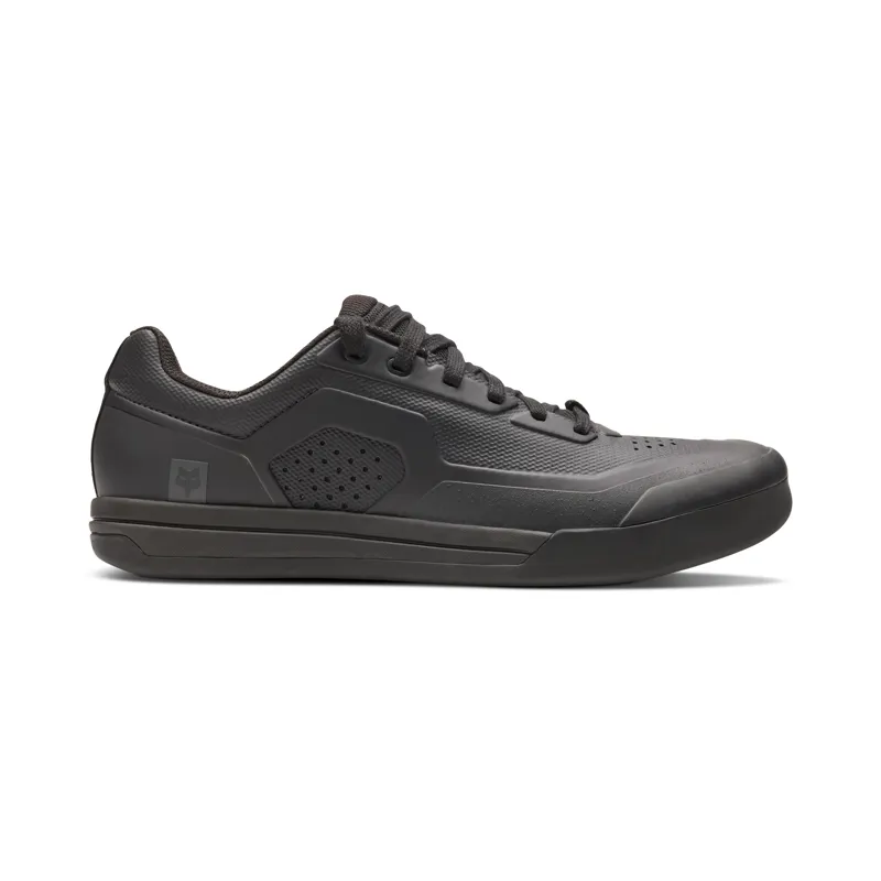 Fox Union Flat Shoe in Black
