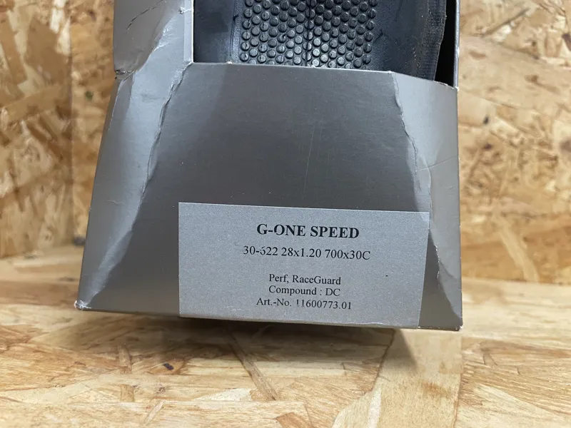 Schwalbe G-One Speed Raceguard Folding Tyre 700x30-1