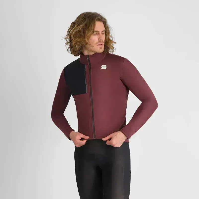 Sportful Giara Softshell Jacket in Deep Bordeaux